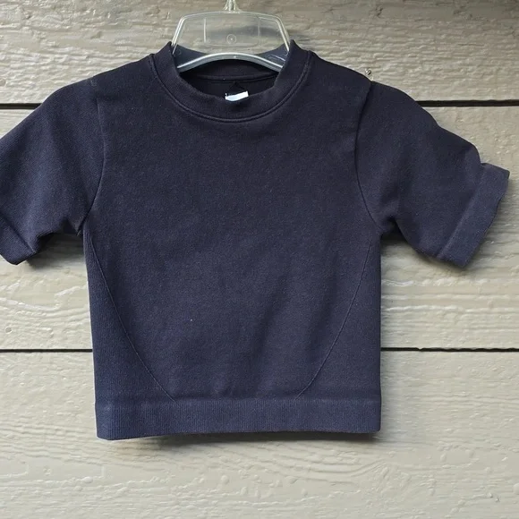 Everlane the seamless tee black crop ribbed stretch tee XS/S - Picture 6 of 11